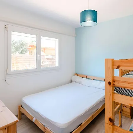 Apartmán T2 Climatise Avec Wifi, Proche Plage, Parking Prive, Renove 2023, Terrasse, Animaux Non Admis - Fr-1-409-225 *