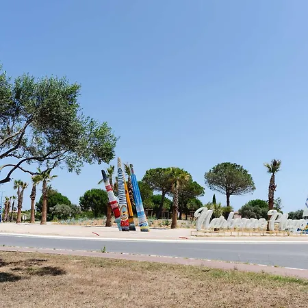 T2 Climatise Avec Wifi, Proche Plage, Parking Prive, Renove 2023, Terrasse, Animaux Non Admis 나르본